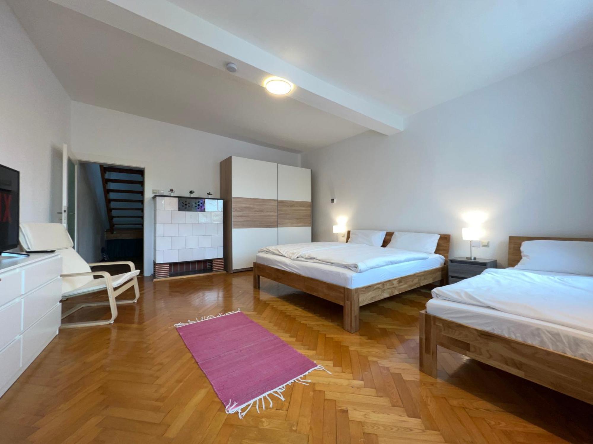 Uebernachten In Grosser Maisonette-Wohnung By Rabe Karlsruhe Kültér fotó