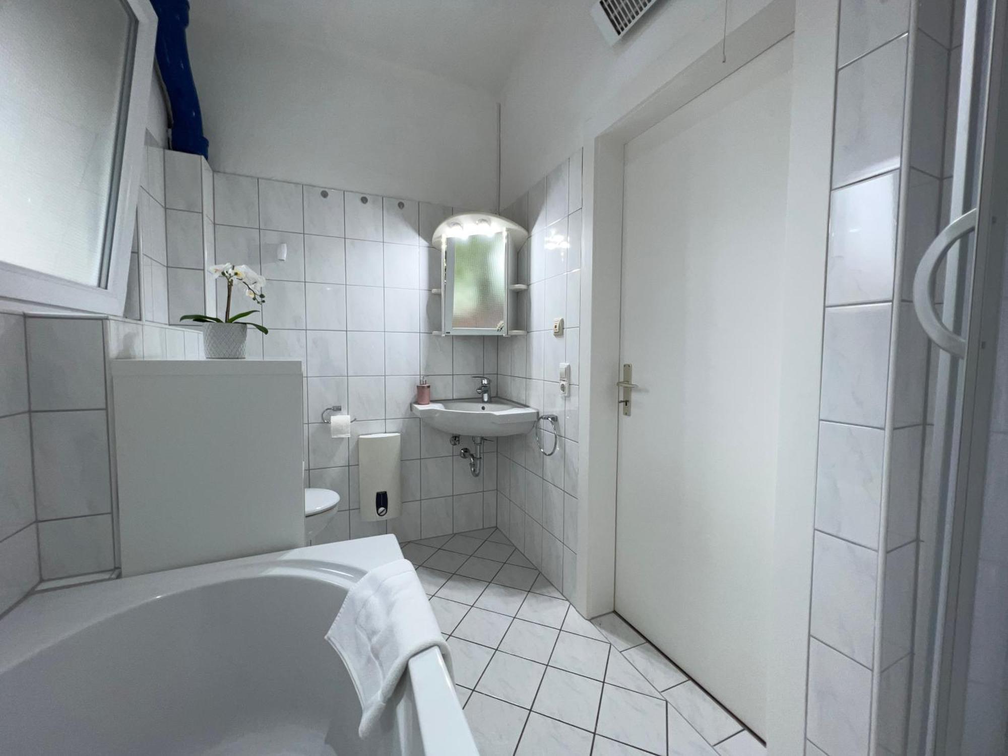 Uebernachten In Grosser Maisonette-Wohnung By Rabe Karlsruhe Kültér fotó