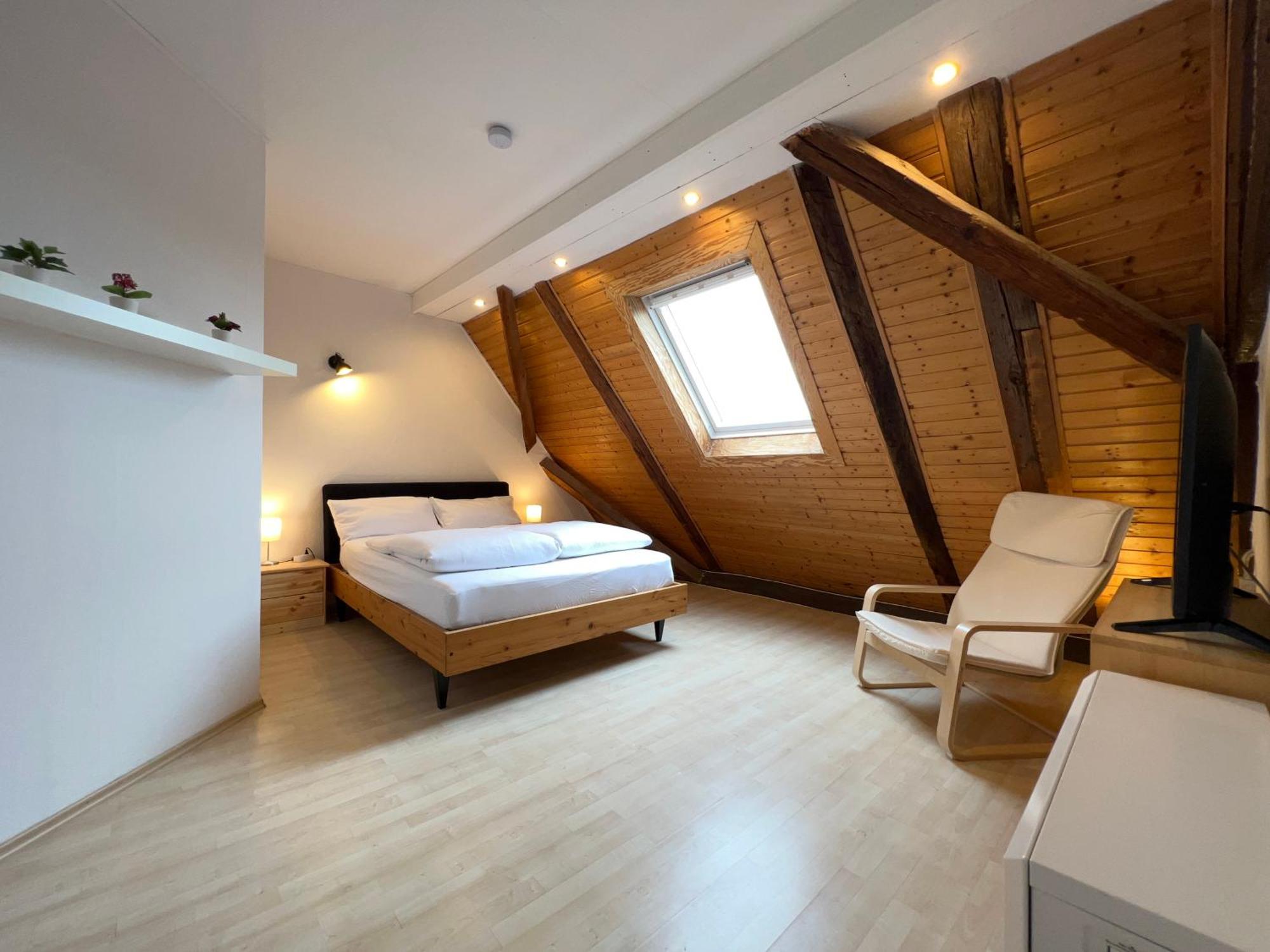 Uebernachten In Grosser Maisonette-Wohnung By Rabe Karlsruhe Kültér fotó